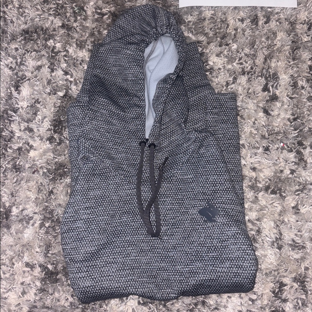 Rabbit running hoodie with thumb holes.